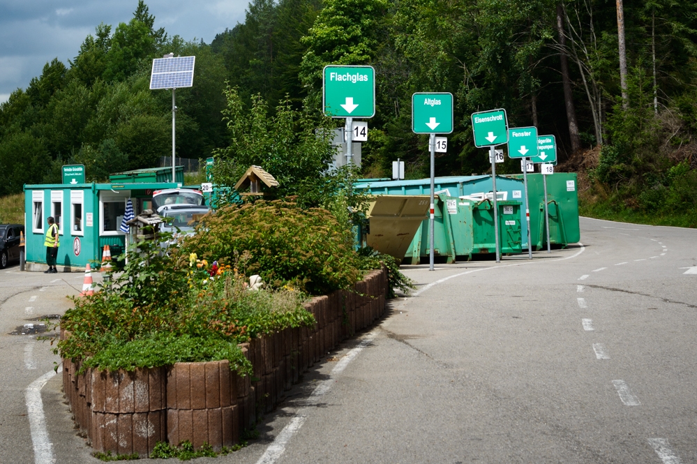
    
            
                    Bild eines Recycling-Hofes.
                
        
